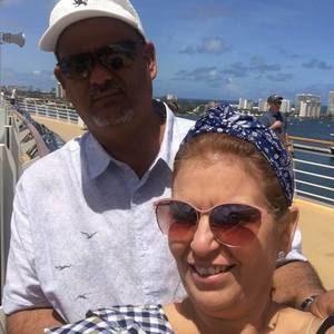 Meet your Posher, Aida